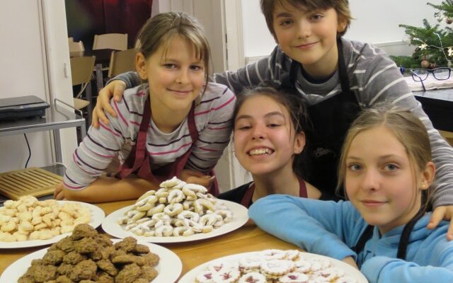 Weihnachtskekse Backkurs Keksbackkurs für Teenager